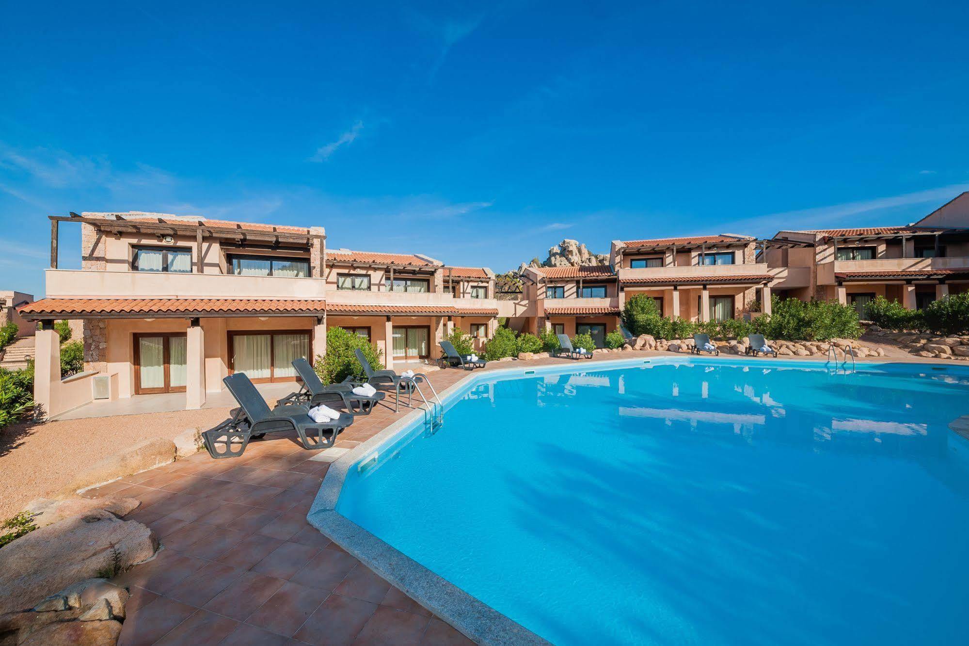 Gravina Resort Costa Paradiso Exterior foto