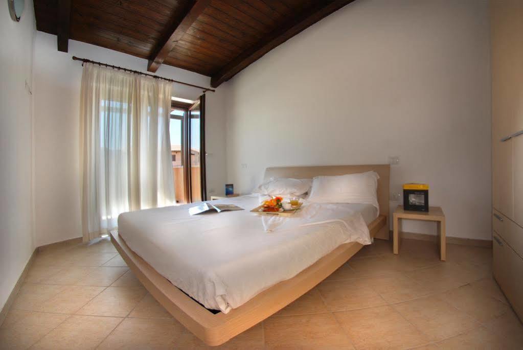 Gravina Resort Costa Paradiso Exterior foto